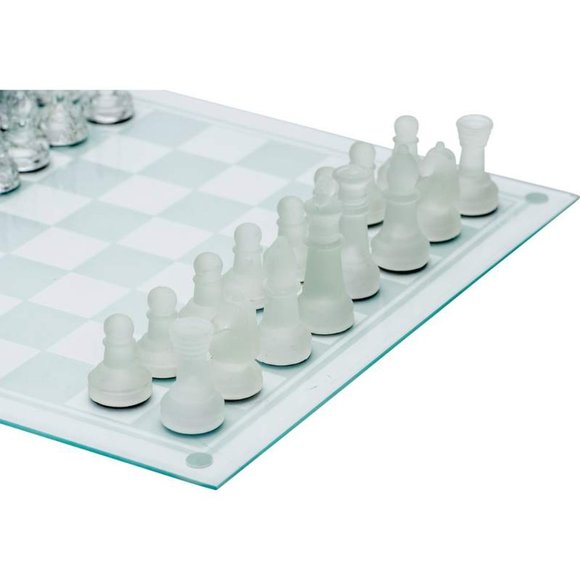 33 piece Glass Chess Set - Popular gift item - Picture 4 of 5